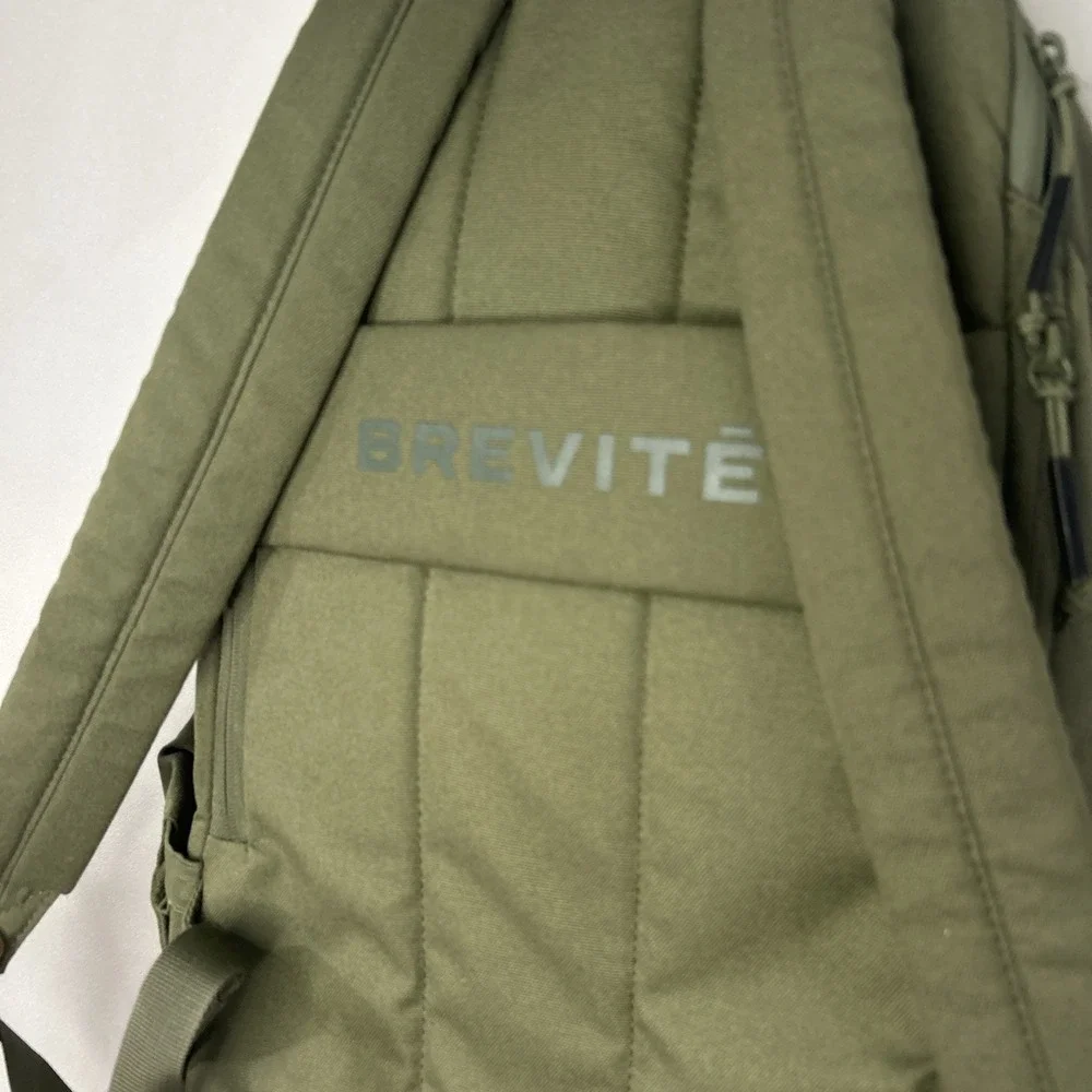 Brevité The Jumper 18L Backpack Olive Green Laptop Bag